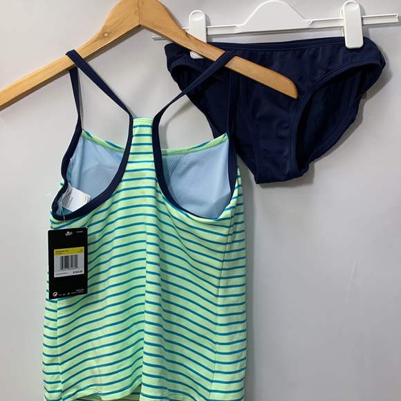 Nike Sport Women's 2 piece Striped Tankini Swimsuit Size Small NWT $100 - Picture 2 of 6